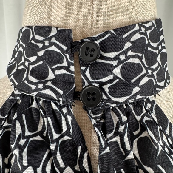 Criss Cross Tank - Picture 3 of 5